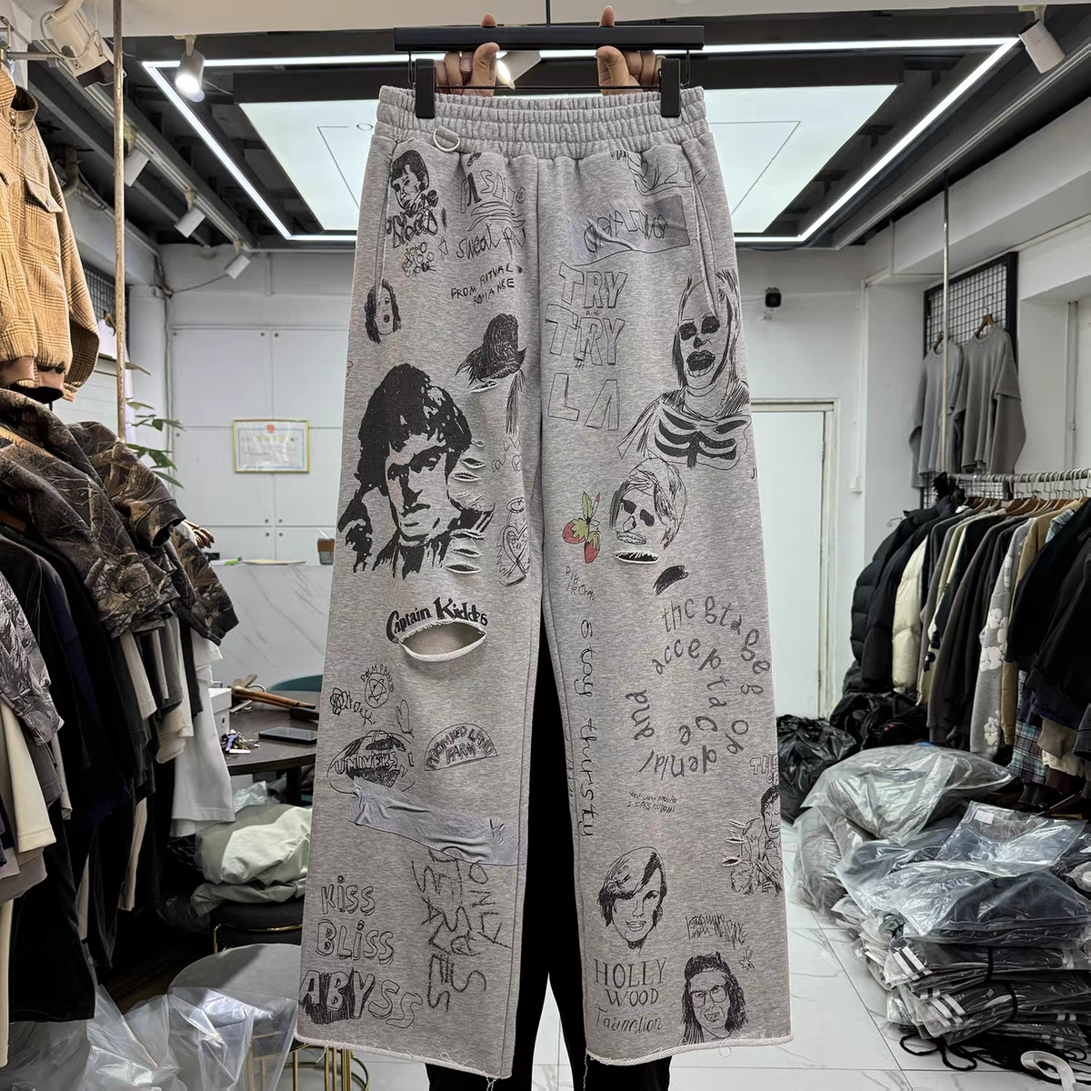 Women Shoes Joggers - Retro Graffiti Character Letter Print Wide