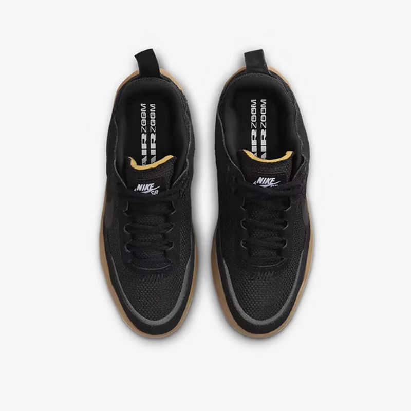 Nike's New Sb Series Lightweig - Women Shoes Must Have avaliação e preço